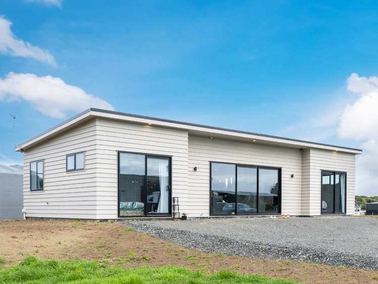 87 Blairlogie Close Otatara_23