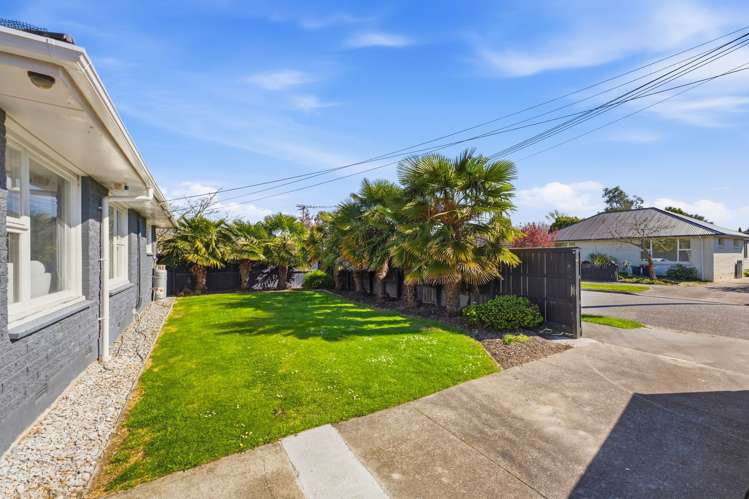 10 Torquay Place Bryndwr_30
