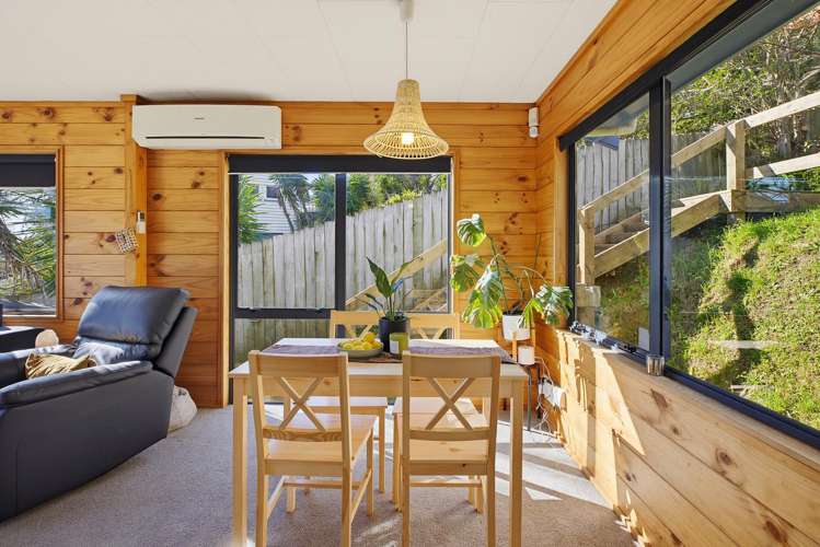 32 Northumberland Street Cannons Creek_6
