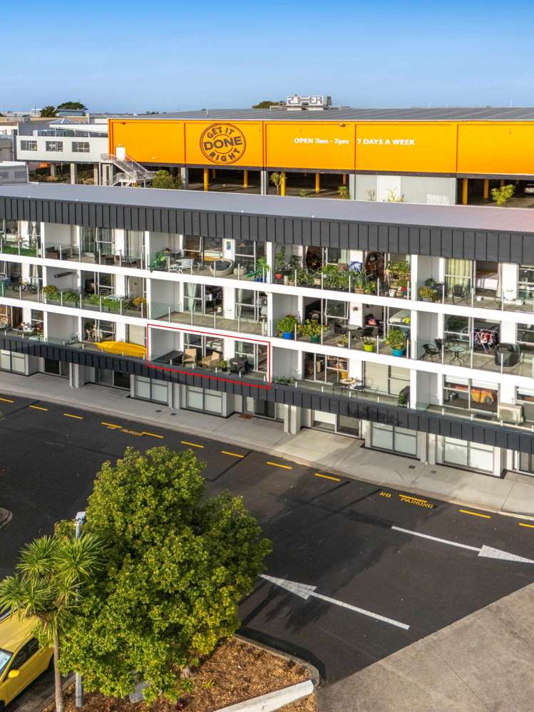 Unit 121/17 Link Crescent Stanmore Bay_10