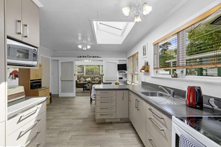 539 Stokes Valley Road Stokes Valley_13