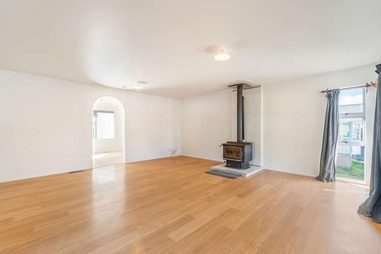  38 Enfield Street Wainuiomata_4