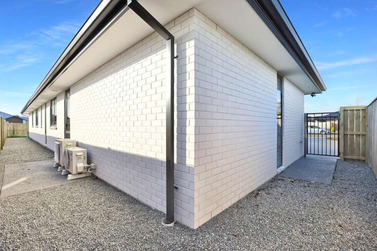 2 Orwell Way Elgin_38