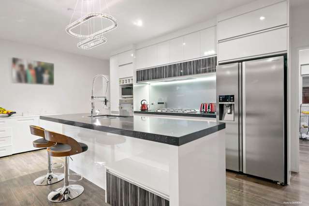 32 Rosewell Crescent Flat Bush_4