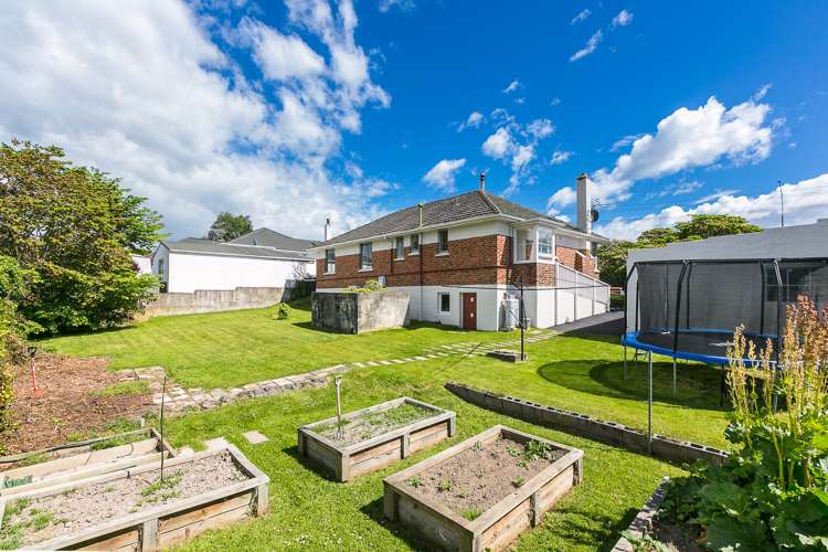 111 Main Road Fairfield_14