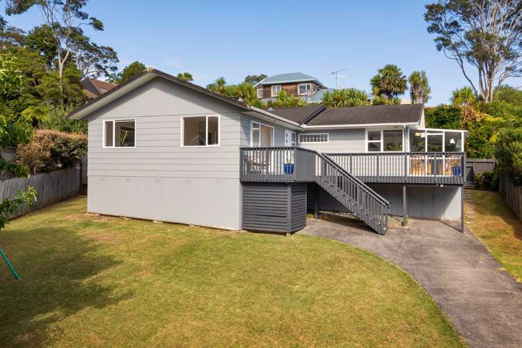 36 Lemnos Place Titirangi_2