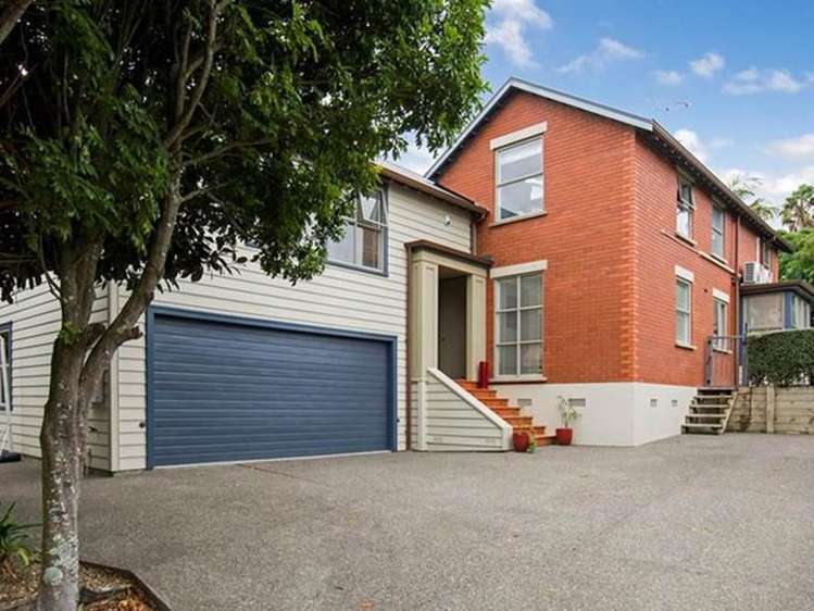 96 Beach Road Mellons Bay_17