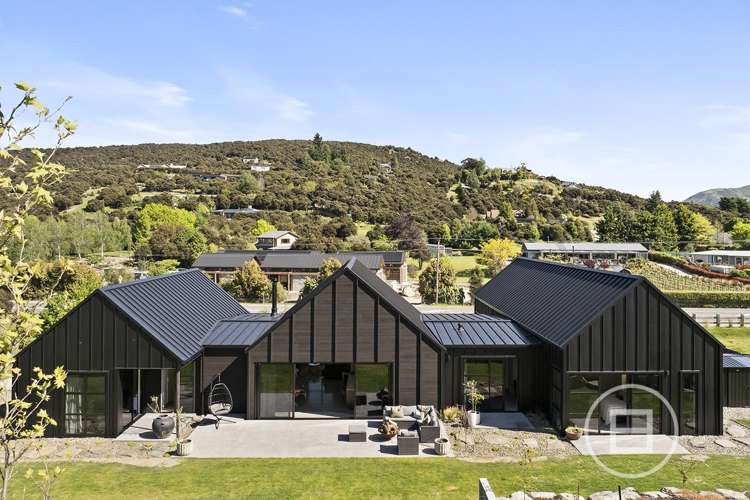 564 Aubrey Road Wanaka_22