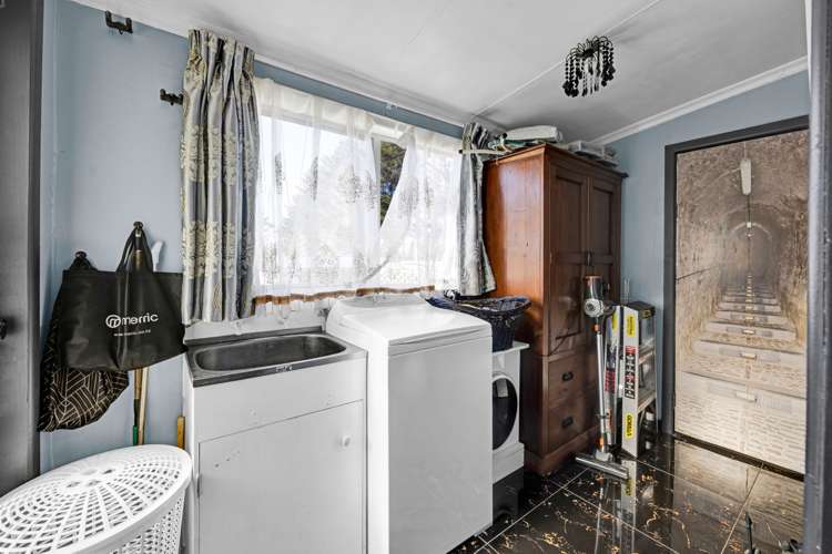24 Castle Street Eltham_17