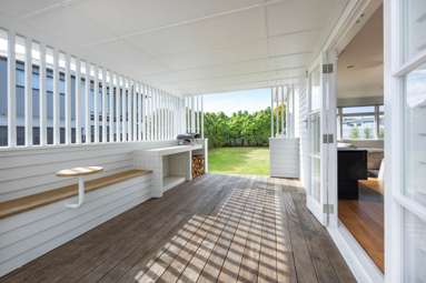 1/33 West Coast Road_2