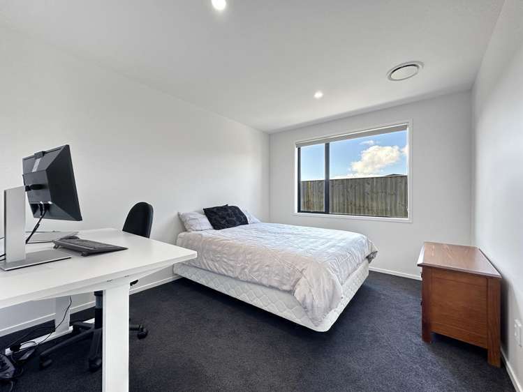 46 Montgomery Crescent Kinloch_17