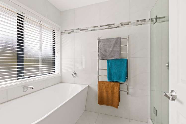 144 West Road Kaukapakapa_19