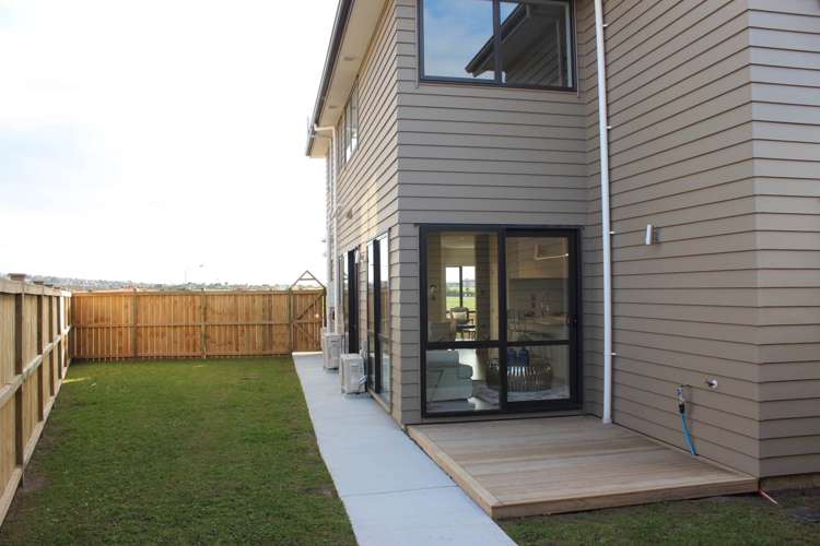 5 Haddington Drive Flat Bush_17