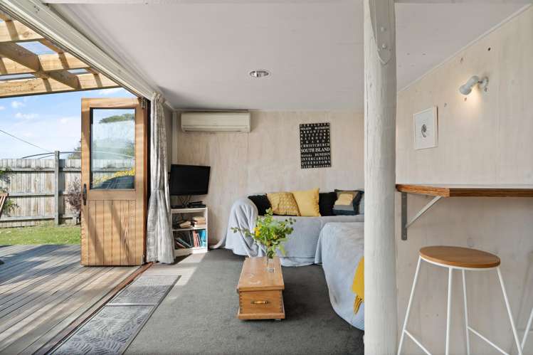 1372 Coast Road Karitane_8