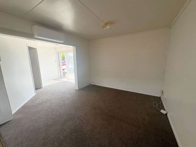 3/2 Deveron Street Regent_3