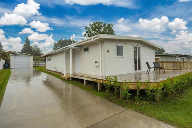 8 Korari Crescent 11204_1