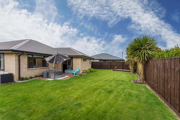 52 Sunline Avenue Lincoln_15