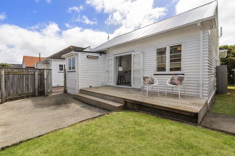 10 Fife Lane Miramar_10