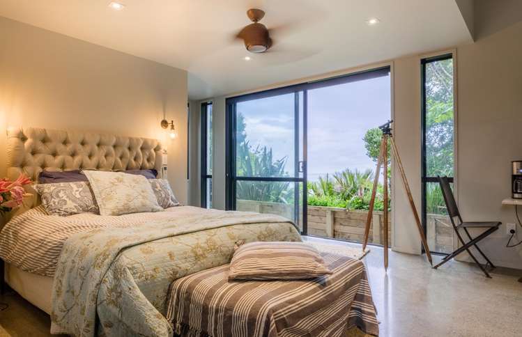 58 Kauri Point Road Laingholm_10