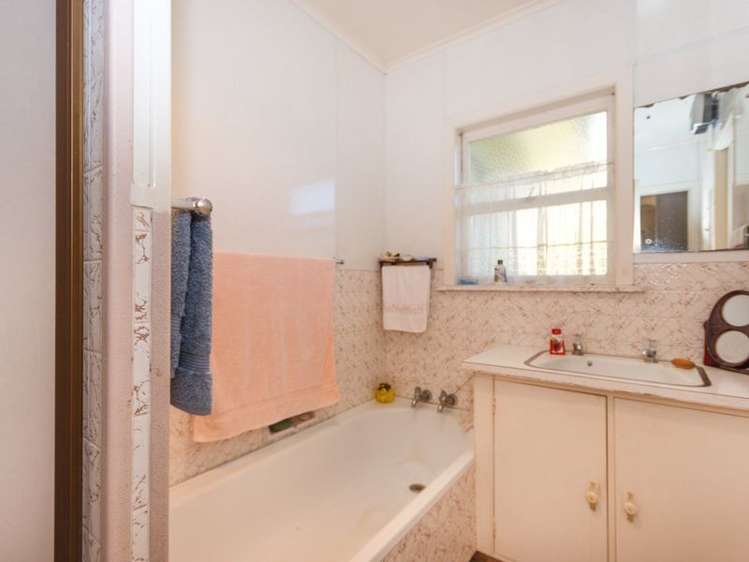 8 Cardiff Street Pukekohe_10