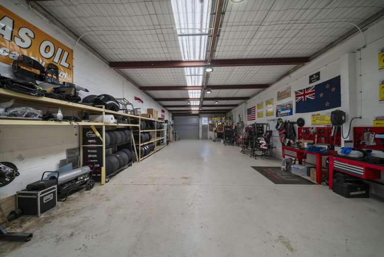 A/92 Railside Avenue Henderson_3