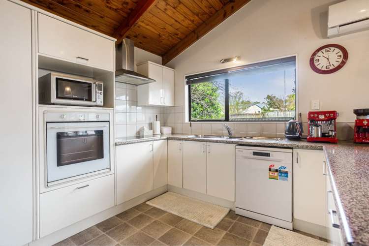 1/47 Thornlow Street Glendene_8