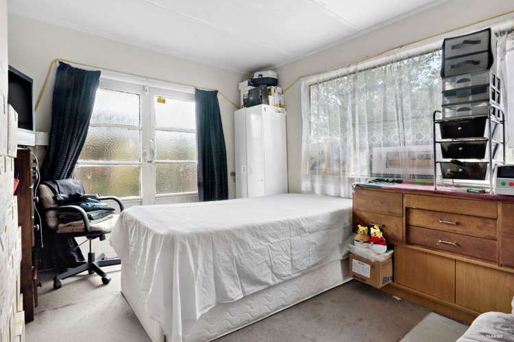 79 Fairclough Road Beach Haven_8