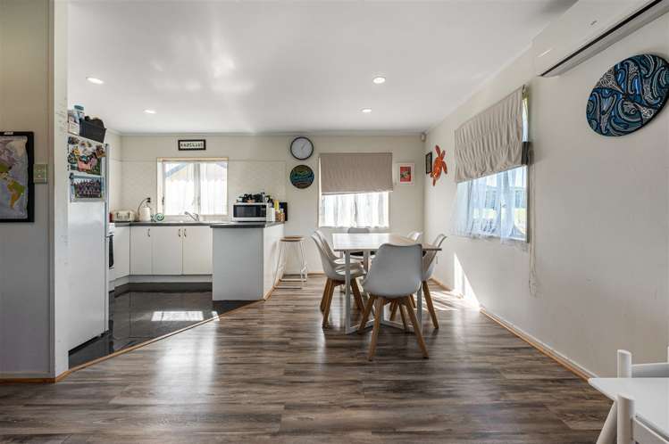 42 Manston Road Mangere_8