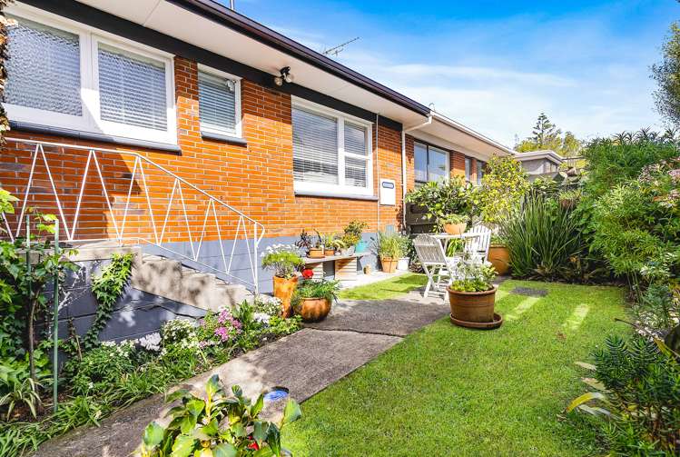 1/15 Meadway Sunnyhills_15