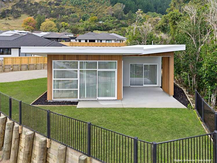 6 Homestead Avenue Stoke_23