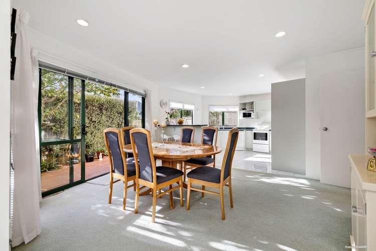 5b Olsen Avenue Hillsborough_18