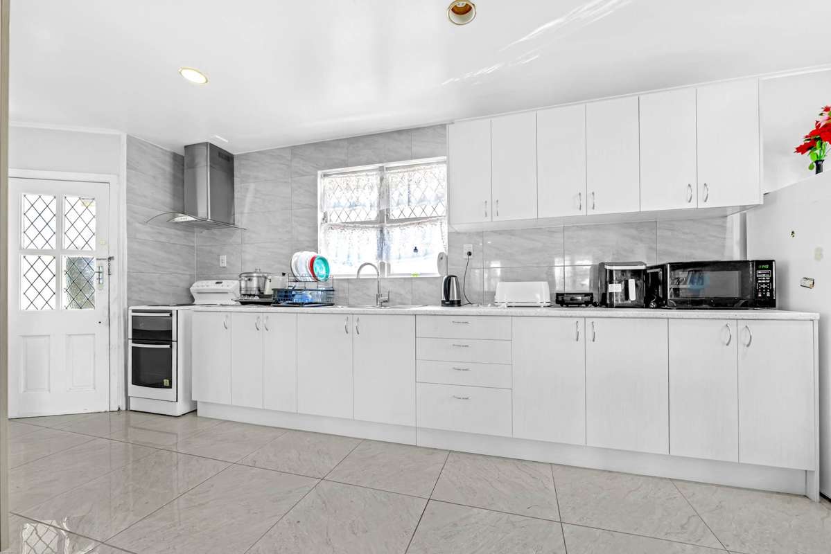 53 Burbank Avenue_3
