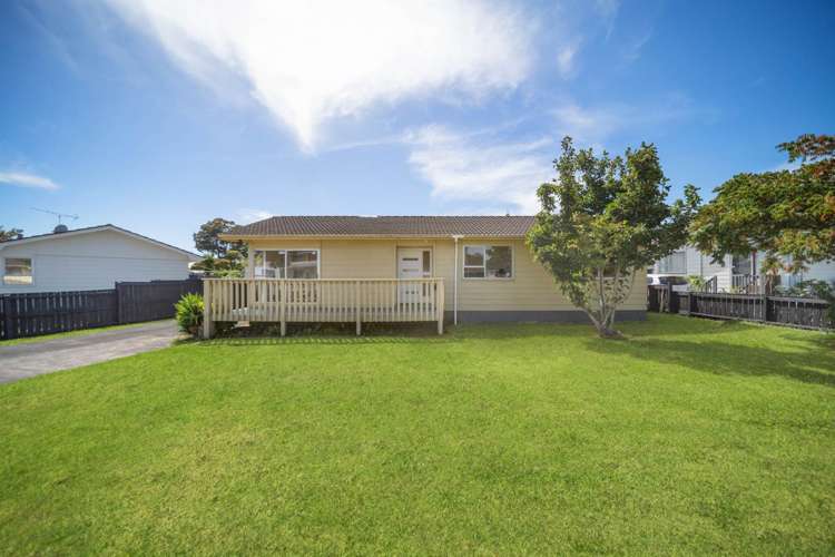 17 Sandrine Avenue_0