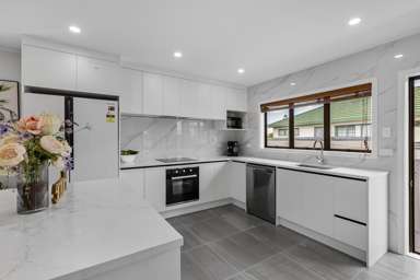 300A Wairau Road_2