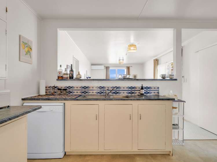 21 Elliott Crescent Owhata_6