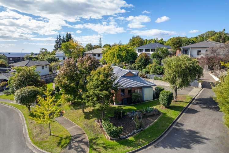 11 Idesia Grove Richmond_19