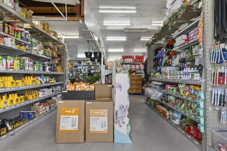 2 The Town Centre Turangi_15