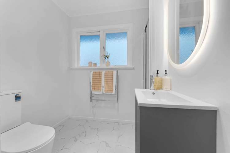 20 Chorley Avenue Massey_13