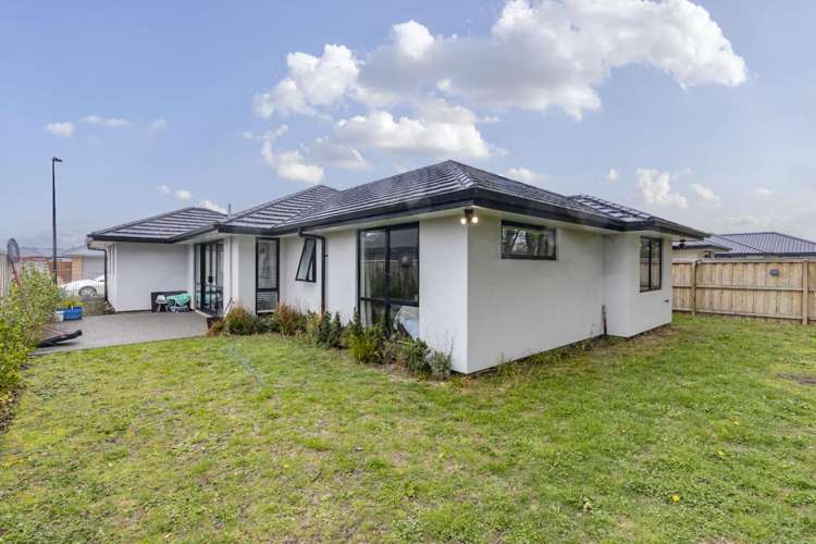 25 Crossley Avenue Woodend_13