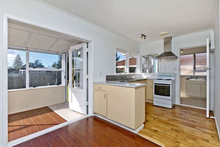 1/29 Taharoto Road Takapuna_7