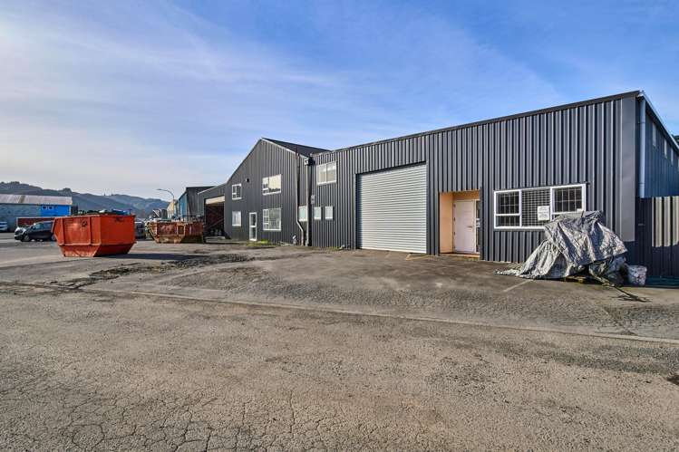 33 Montgomery Crescent Clouston Park_12