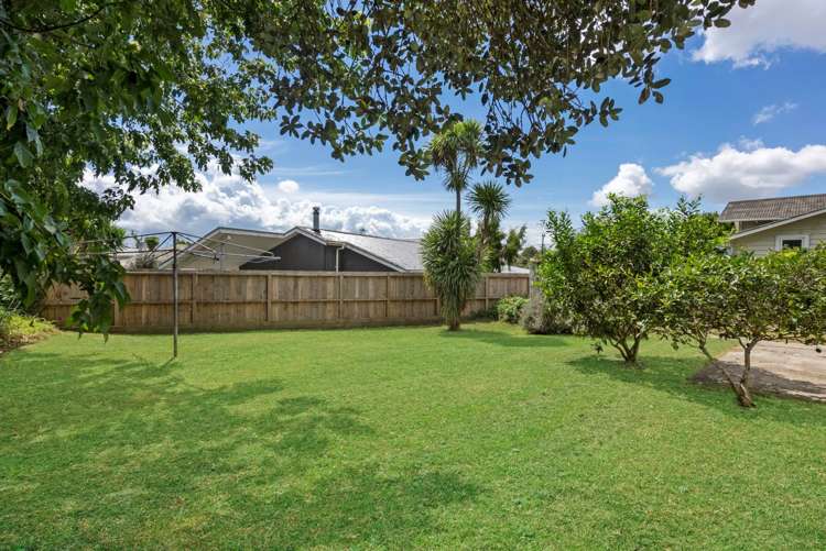 5 Riro Street Point Chevalier_21