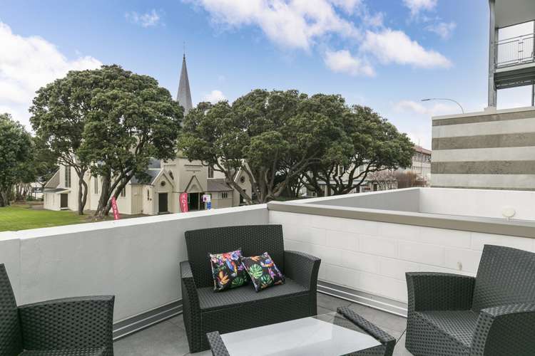 2/43 Mulgrave Street Thorndon_9