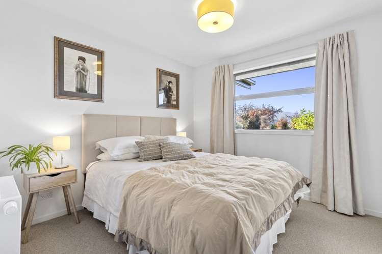 11 Hikuwai Drive Albert Town_9