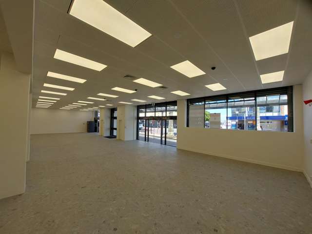 RETAIL SHOP FOR LEASE