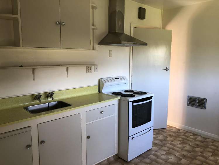 6 Pages Road Allenton_8