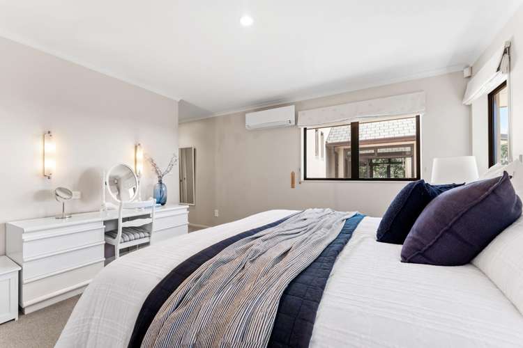 236 Alec Craig Way Gulf Harbour_16