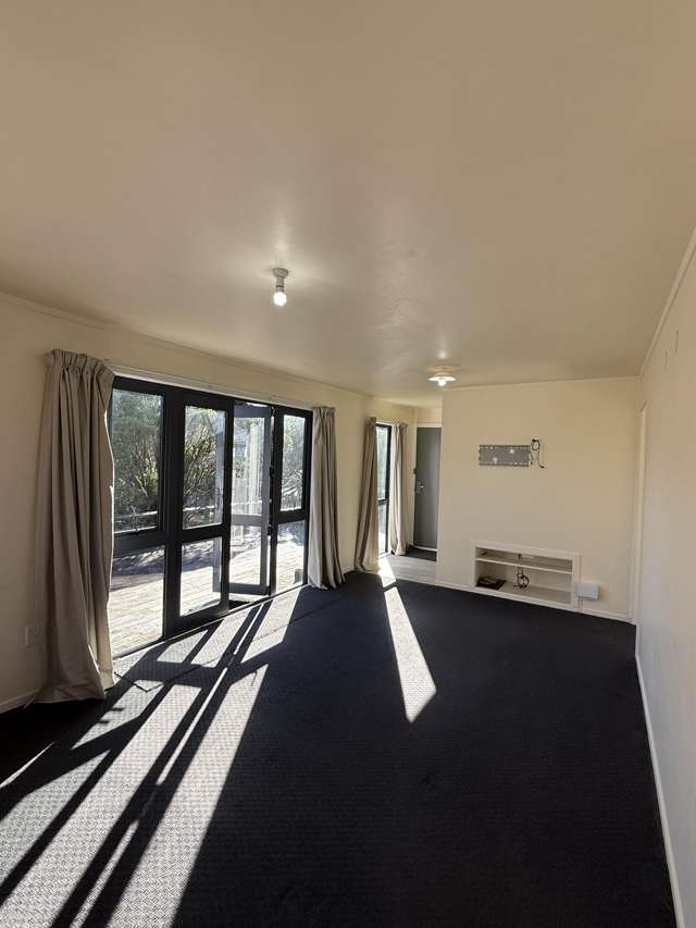 19 Mackenzie Street National Park_2