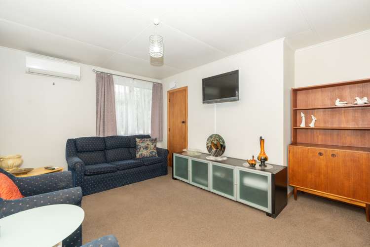 10 Byron Road Enderley_7