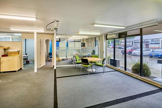 131 Gracefield Road Gracefield_1